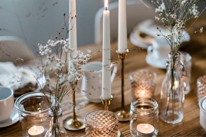 Elevating Your Wedding Decor: Exploring Table Centerpieces and Floral Options
