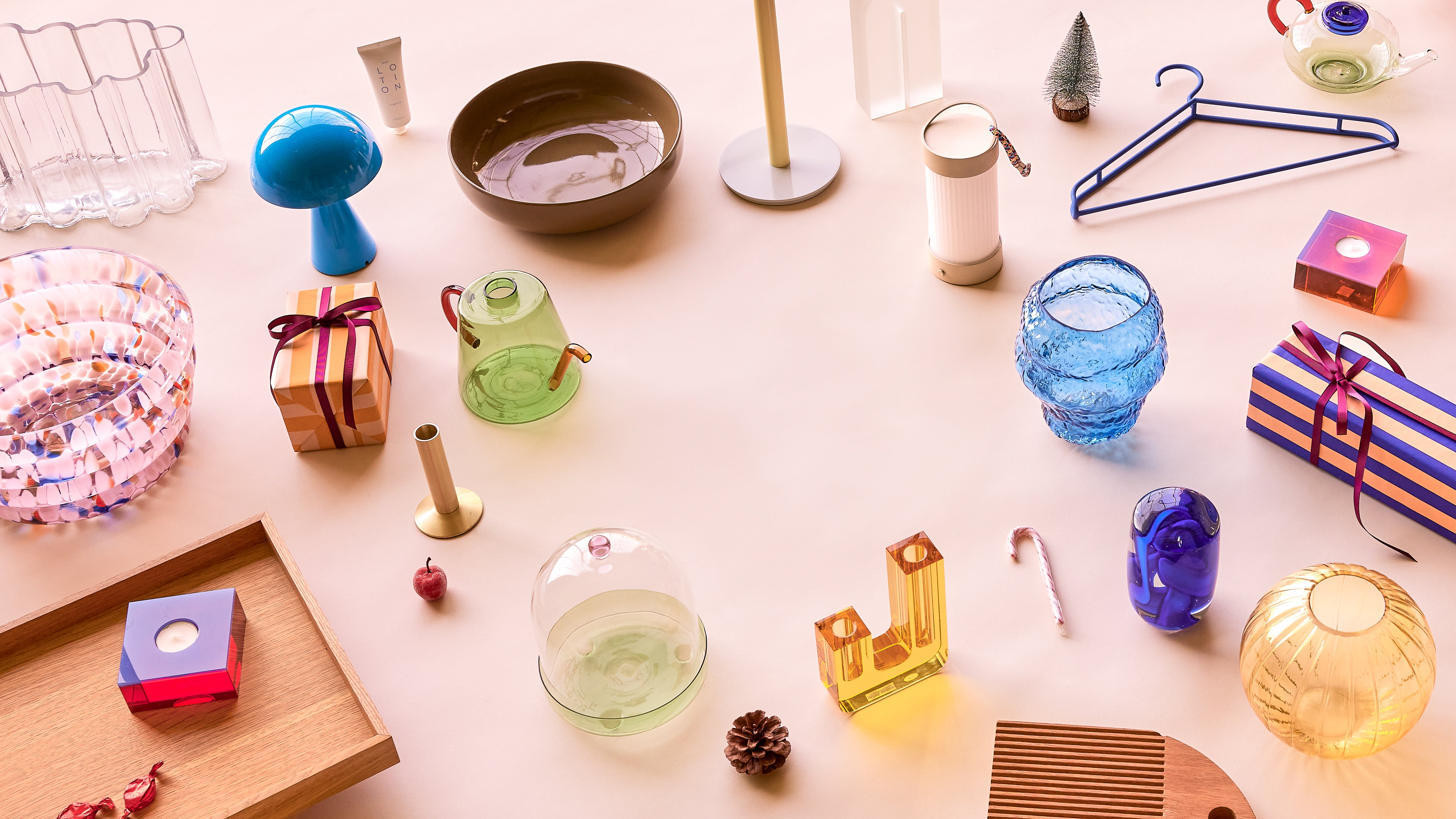 Nora Glass Watering Can in Green/Amber