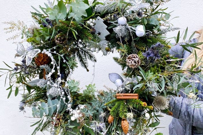 How to Make a Christmas Wreath